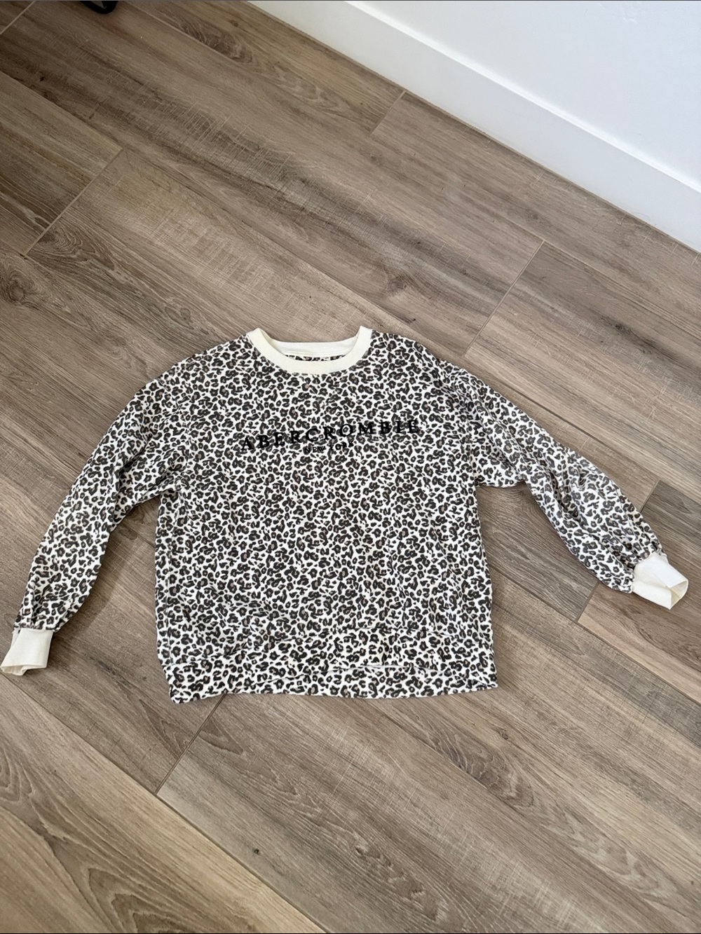 Abercrombie & Fitch Cream and Black Leopard Crewneck Sweater